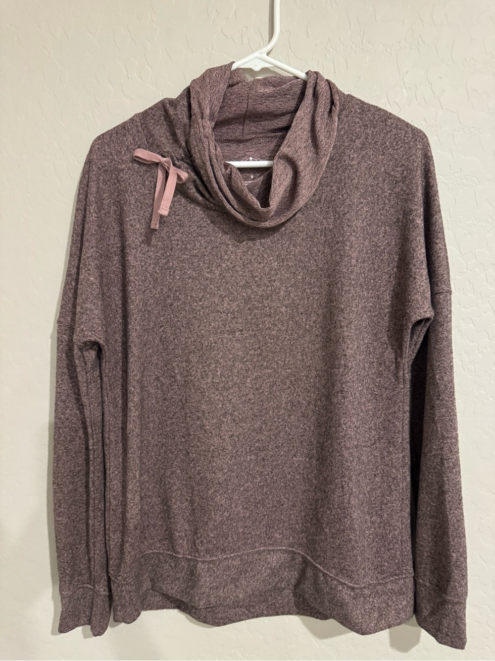 St. John'Small Bay Active Cowl Neck Top in Brown Size Small Like New